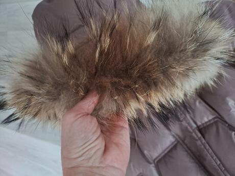 Zimná bunda s pravou kožušinou, l