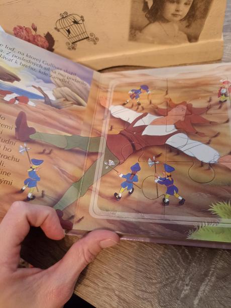 Puzzle kniha,