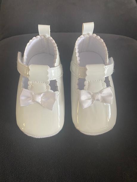 Topánočky na krst, 68