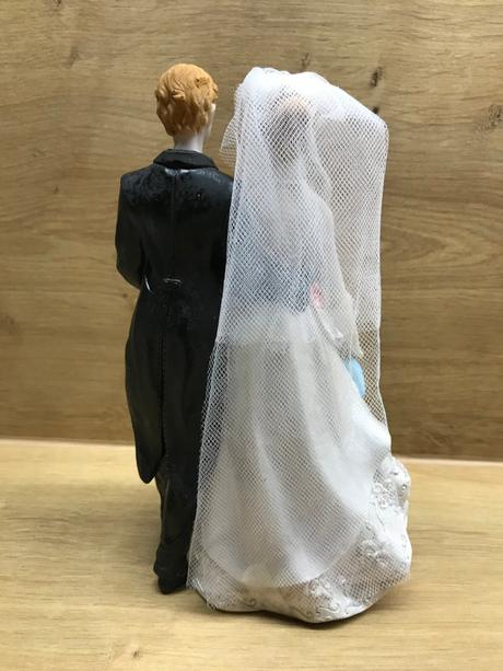 Svadobná figúrka na tortu,