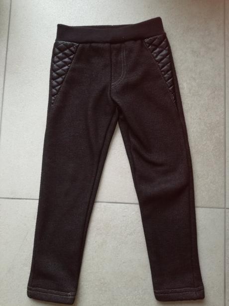 Teplučké legíny, 104