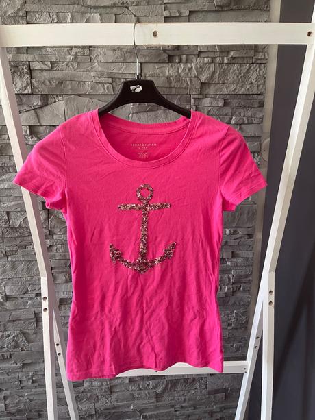 Tommy hilfiger v.s, tommy hilfiger,s