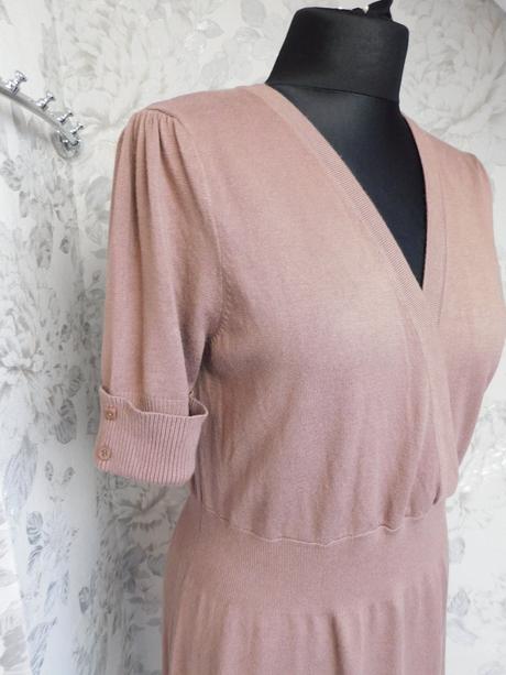 Kvalitne pekne saty, 40 / l