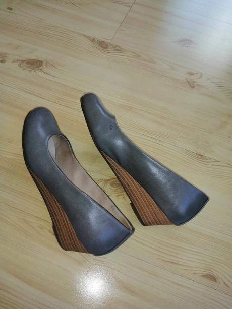 Šedé lodičky na platforme, 36