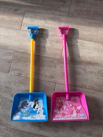 Detská lopata na odhrnanie snehu, 