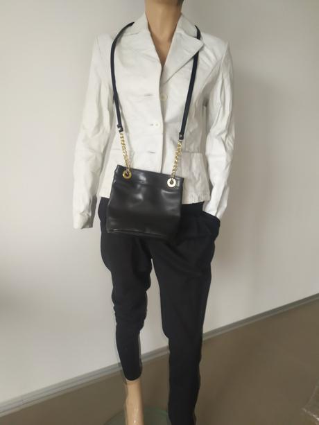 3000 kozena biela bunda bola draha, m