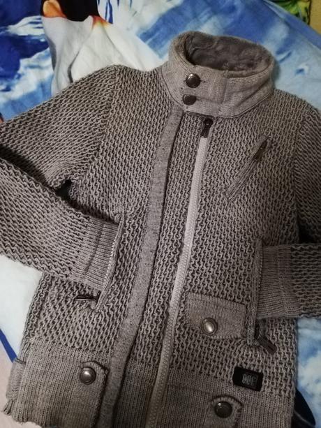 Elegantný teplý sveter, s