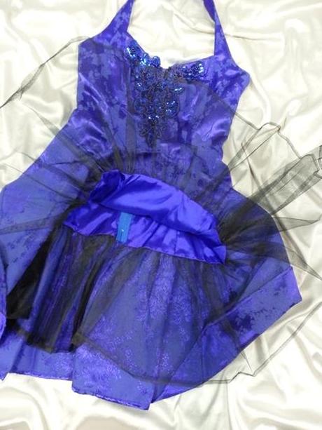 Luxusné spoločenské šaty, s