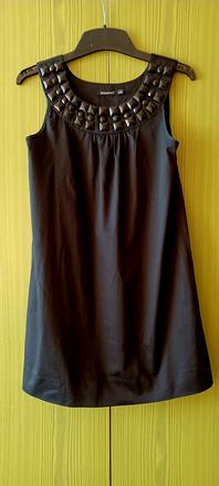 Šaty 36, atmosphere,36