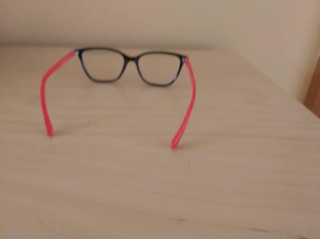 Dievčenské   dioptrické okuliare  pre 15-16 rokov, 