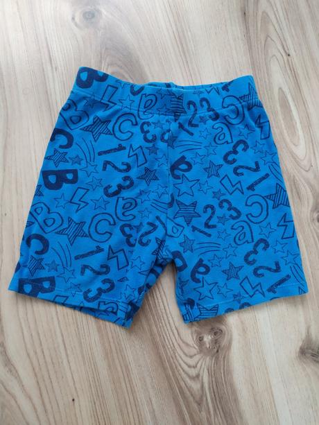Kraťasy 12-18m, f&f,92