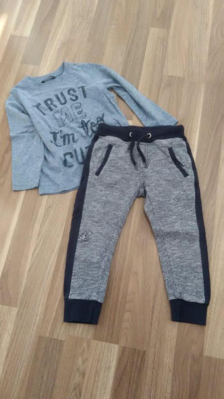 Tepláčiky +tričko 3-4 roky, 98