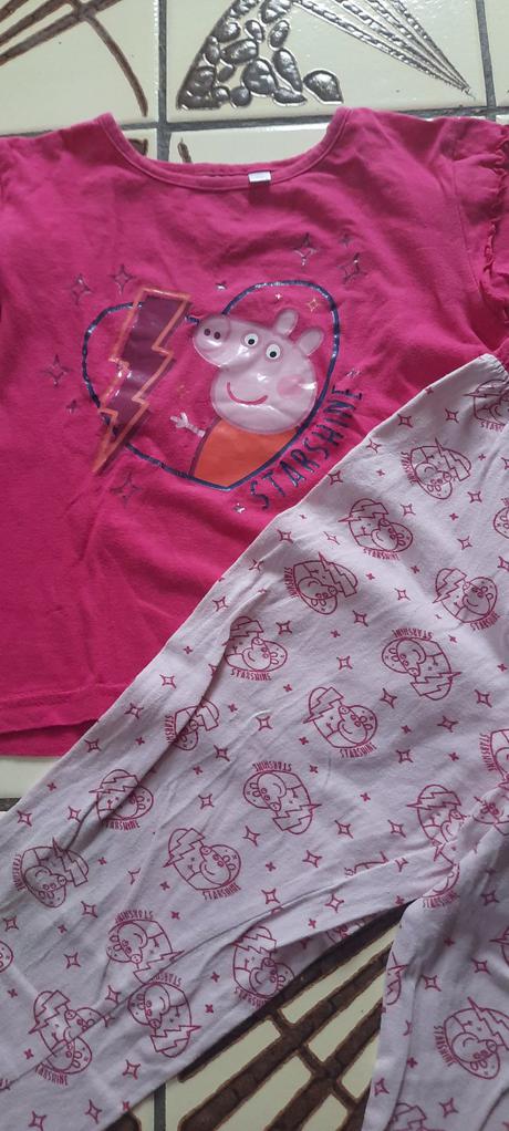 Pyžamo peppa pig, 98