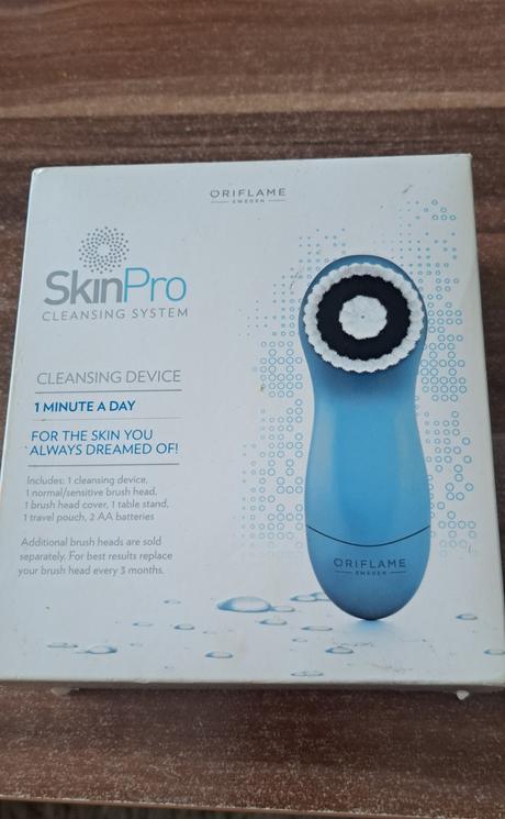 Skinpro čistiaca kefka, 