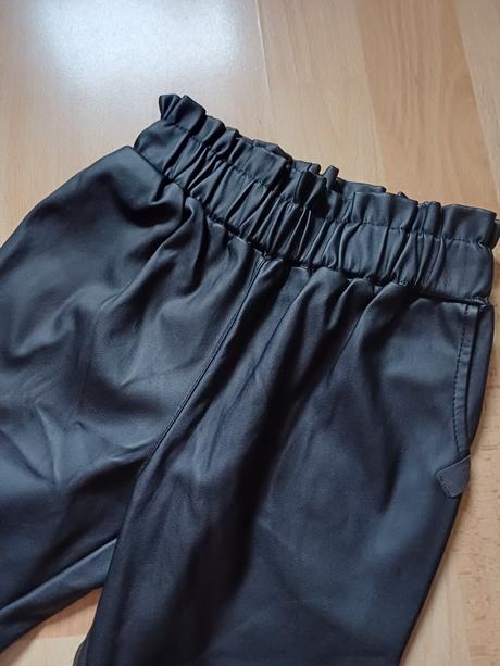 Koženkove leginy, 116