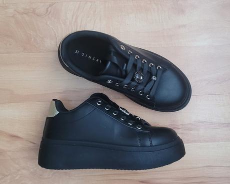 Tenisky na platforme, 37