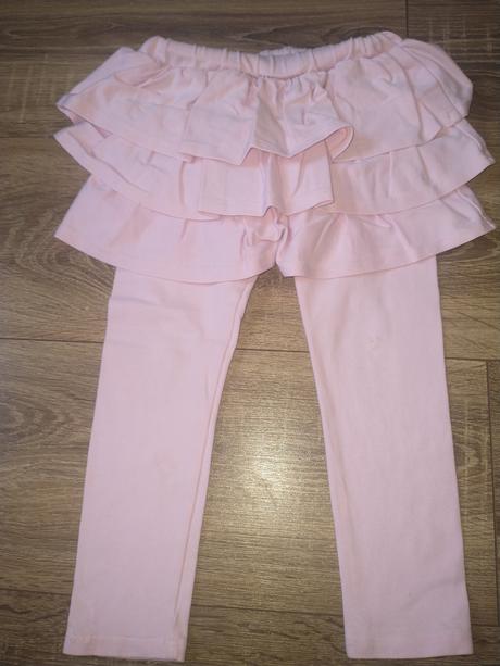 Suknoleginypopy, 104