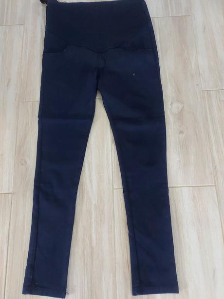 Tehotenské nohavice, l