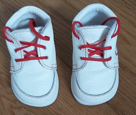 Dievčenské topánky, 19