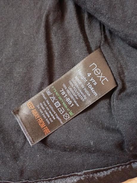 Krásne flitrovane bolerko, next,104