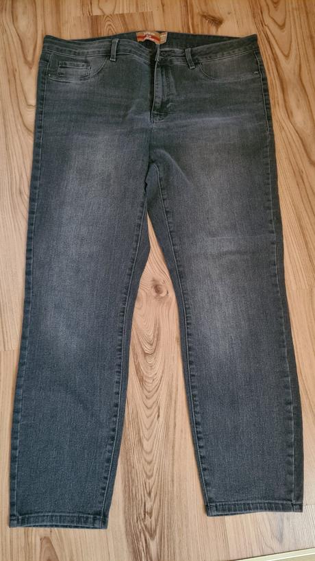 Slim rifle, janina, 46