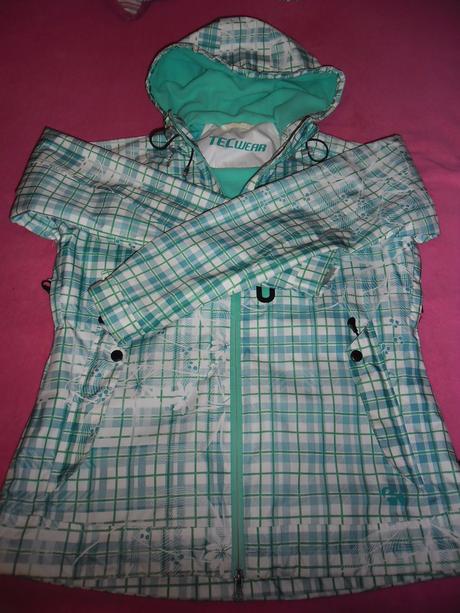 Prechodná  termo vetrovka tecwear s kapucňou, clockhouse,36