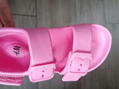 Ružové sandalky k vode, h&m,23