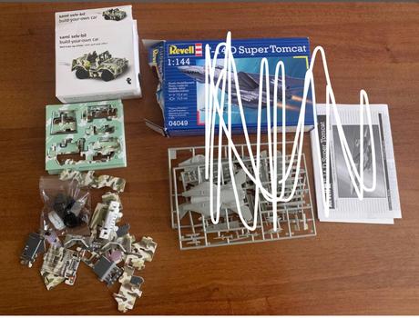 Plastový model na zlepenie,