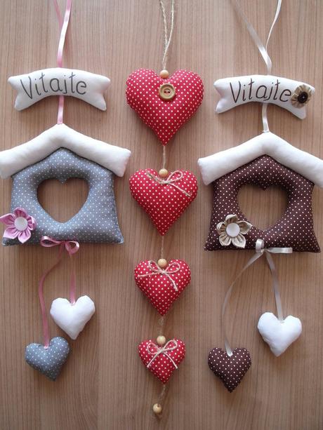 Domček na dvere -rôzne farby,