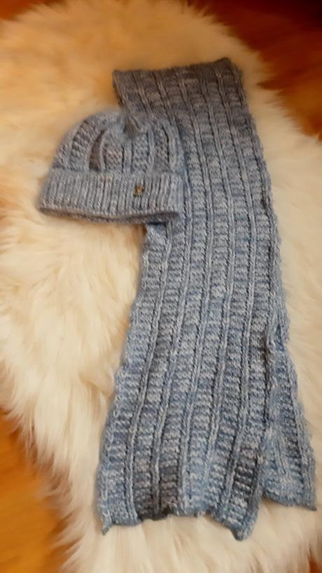 Set čiapka+šál,