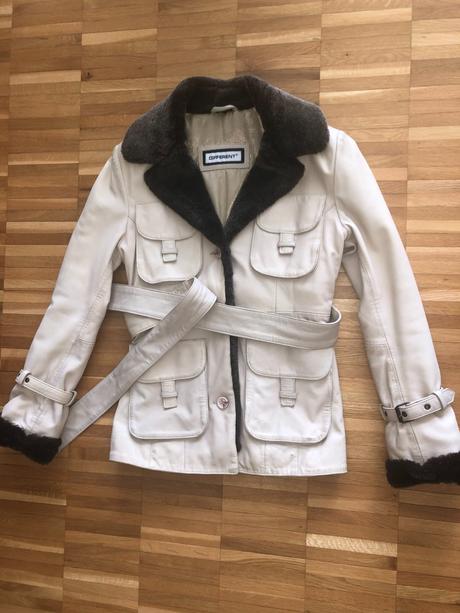 Pravá kožená bunda different, s