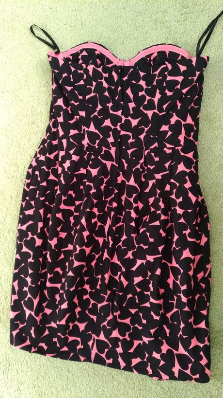 Cierne puzdrove saty so srdieckami hm s, h&m,34