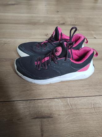 Tenisky, decathlon,37