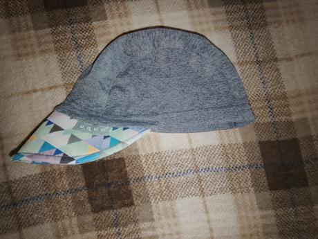 Letná čiapka, unuo,92