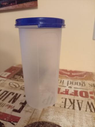 Tupperware nádoba 650 ml, 