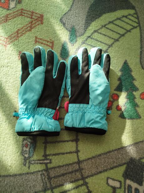 Lyžiarske rukavice, 122