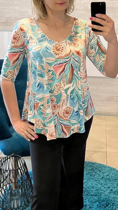 Dámska blúzka s letným vzorom, l / m / s