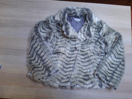 Dievčenský kožuch, 128