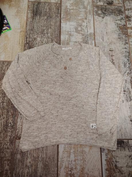 Svetrik, reserved,110