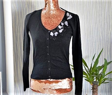 Svetrík s aplikáciou-s/m, s