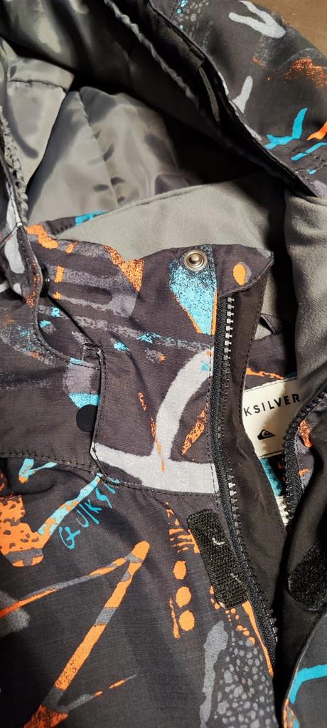 Lyžiarska bunda 146, quiksilver,146