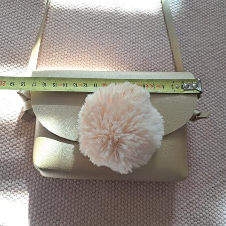 Reserved kabelka, reserved