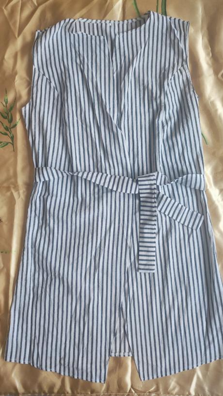 Prúžkované zábal mini šaty, s