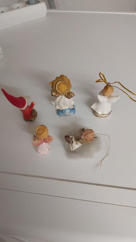 Vianočné ozdoby anjelíci všetky za 2 eurá, 