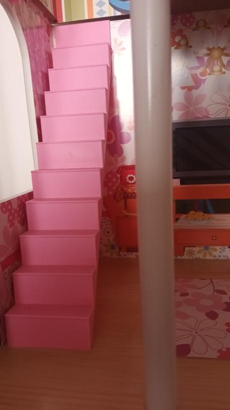 Ružový domček pre bábiky s výťahom,