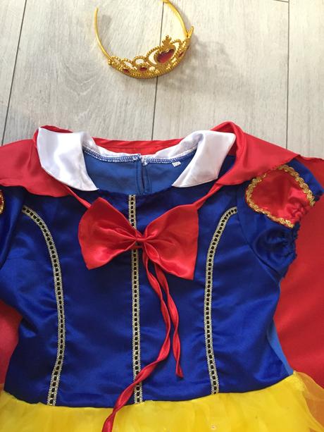 Dievčensky kostym snehulienka 10-12 rokov,