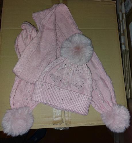 Čiapka a šál, nové, primark,122