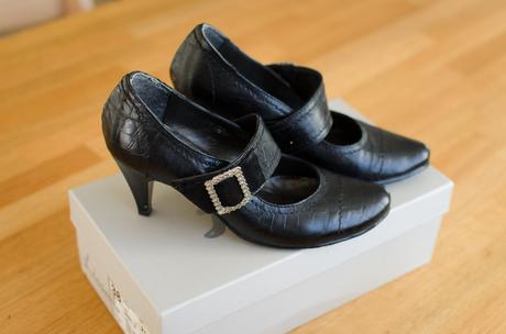 Lodičky lesklé s prackou, 36