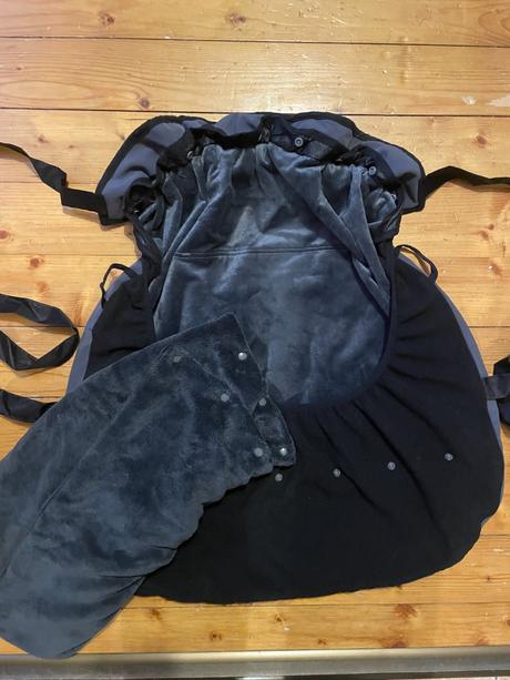 Nosičská kapsa, angel wings