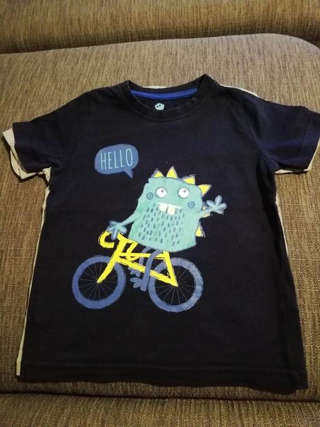 Tričká+kraťasy v top stave, lupilu,98